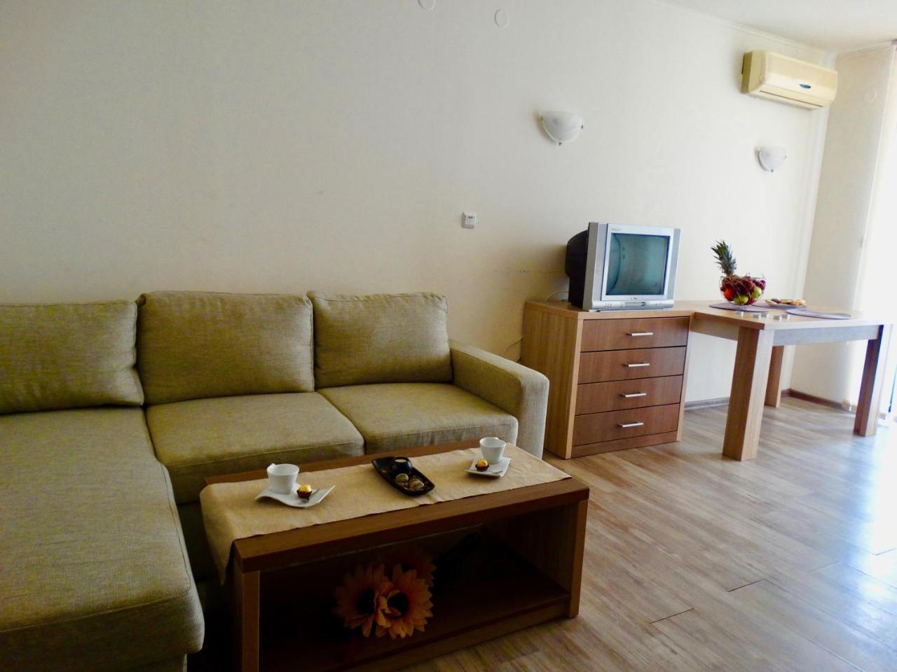 Rainbow 1 Holiday Complex Slantchev Briag Extérieur photo