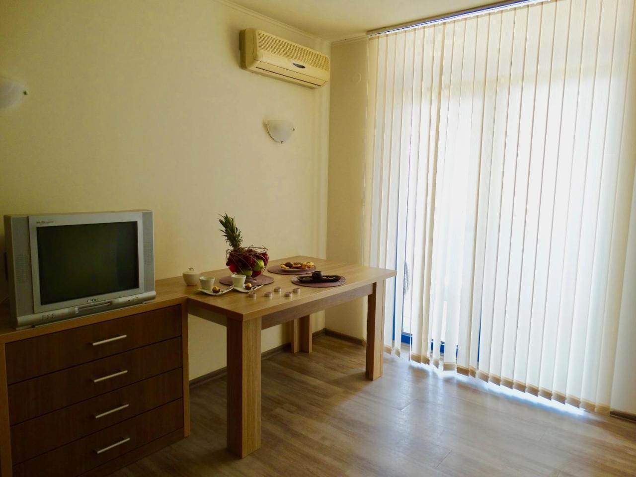 Rainbow 1 Holiday Complex Slantchev Briag Extérieur photo